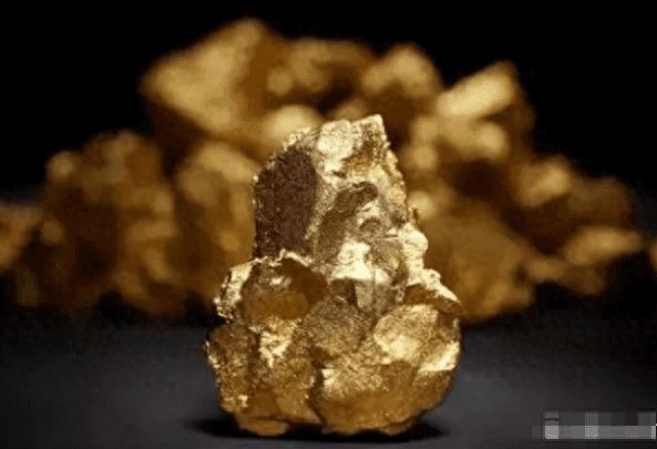 占地面积巨大坑里金光闪闪价值几十万亿k8凯发国际登录全球“最值钱”的大坑